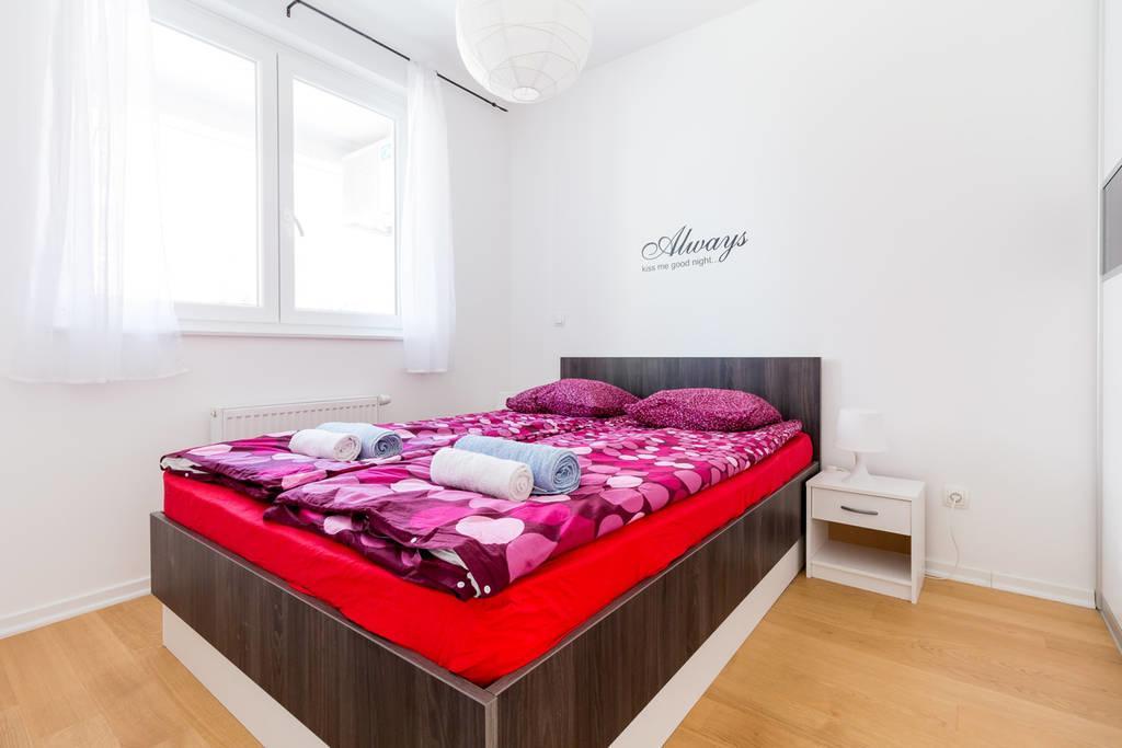Flexible Selfcheckins 9 - Zagreb - Garage - Electric Vehicle Ccharger - Loggia - New - Apartments Repinc 9 Dış mekan fotoğraf